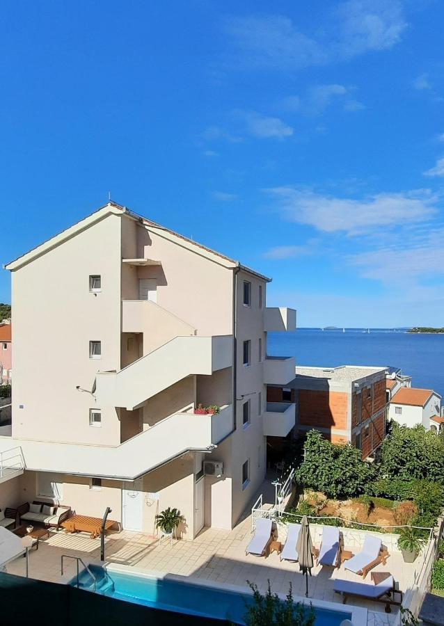 Apartments Dario Ražanj Екстериор снимка